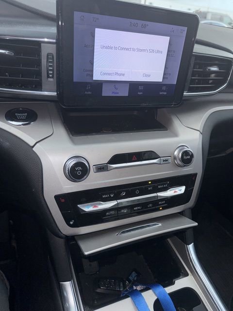 Used 2024 Ford Explorer XLT w/ Equipment Group 202A image 5