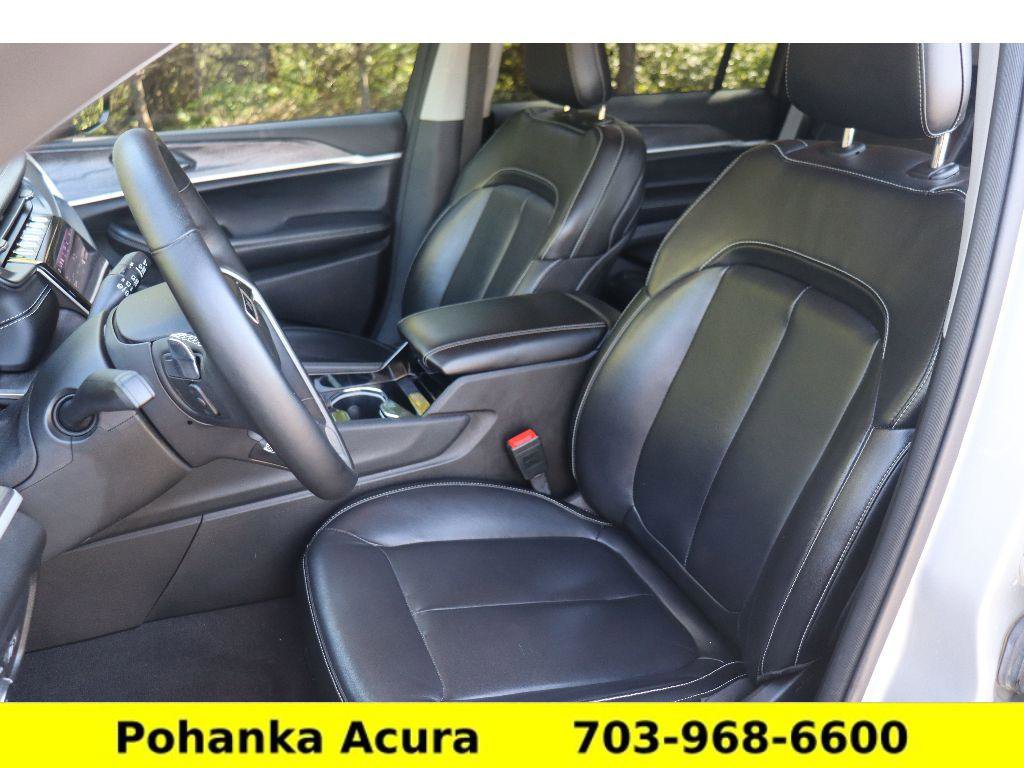 Used 2021 Jeep Grand Cherokee L Limited AWD/4WD image 25