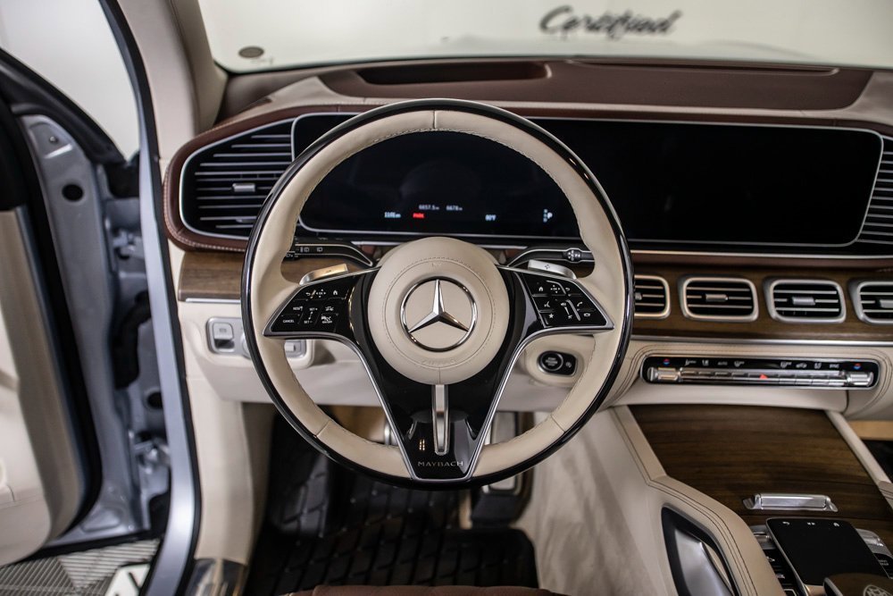 Used 2025 Mercedes-Benz Maybach GLS 600 4MATIC image 34
