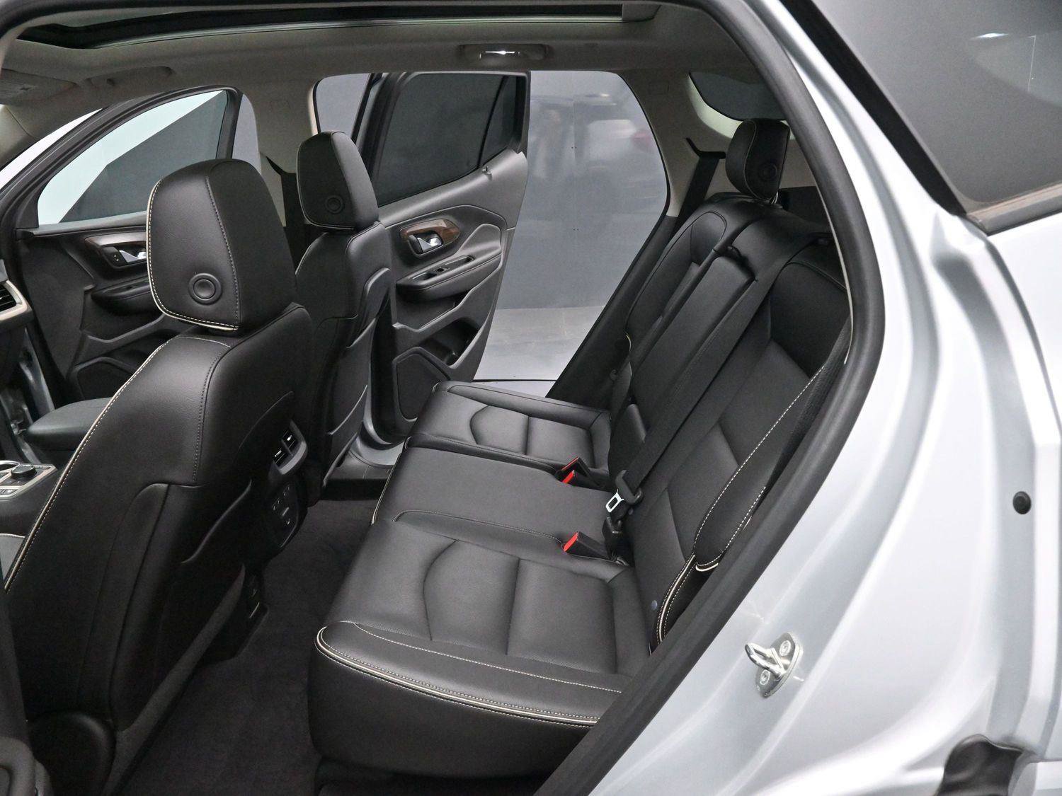 Used 2020 GMC Terrain Denali w/ Denali Premium Package image 31