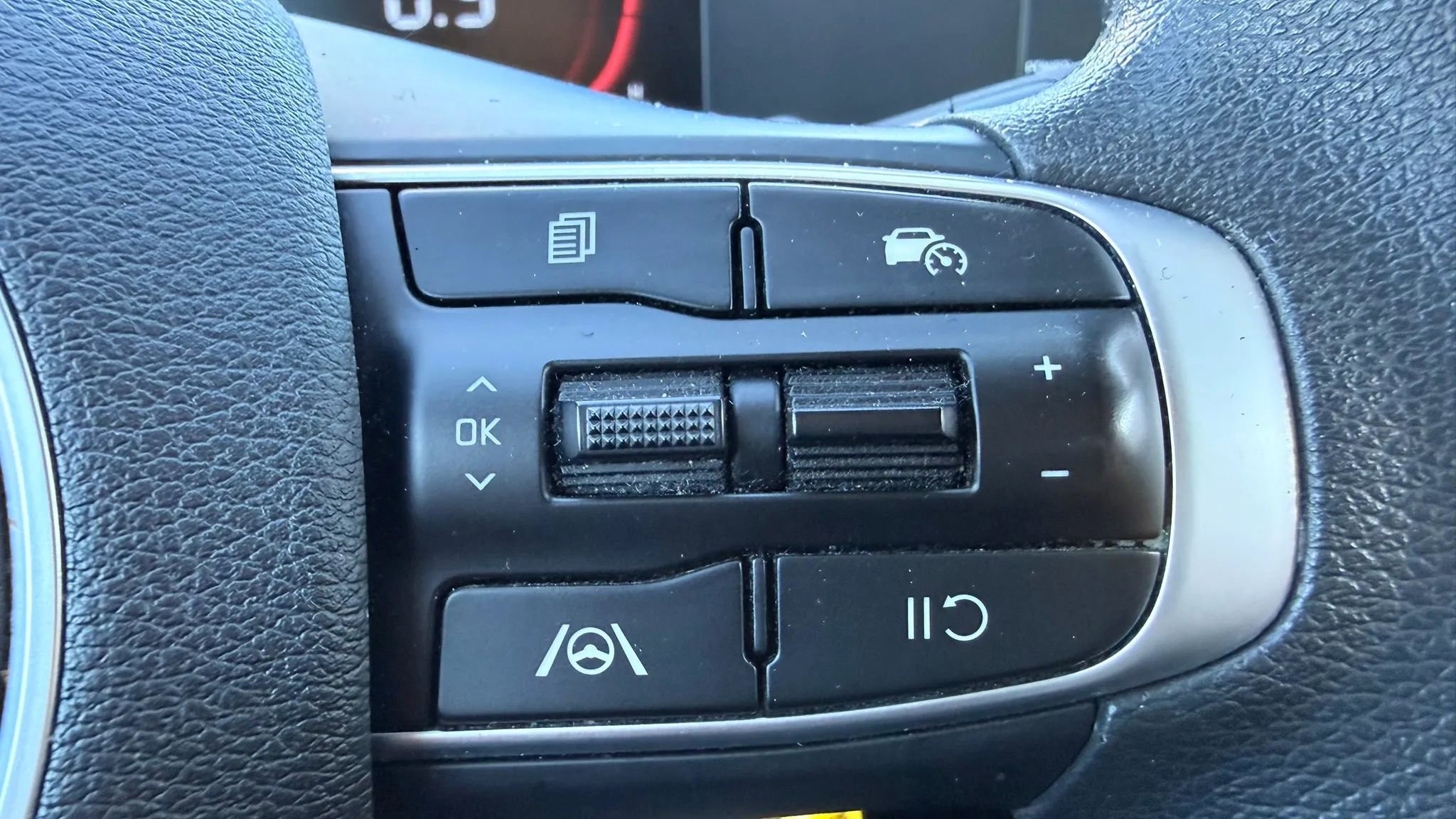 Used 2024 Kia Sportage LX image 20