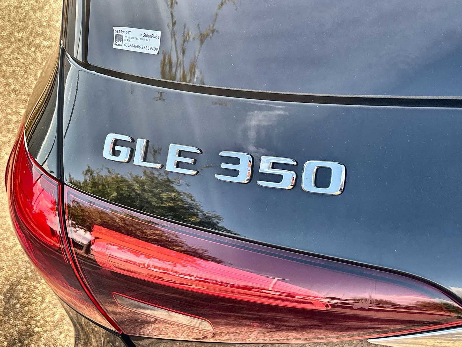 Used 2025 Mercedes-Benz GLE 350 4MATIC image 15