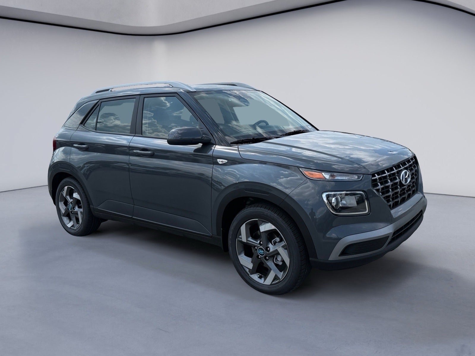 New 2026 Hyundai Venue SEL FWD image 7