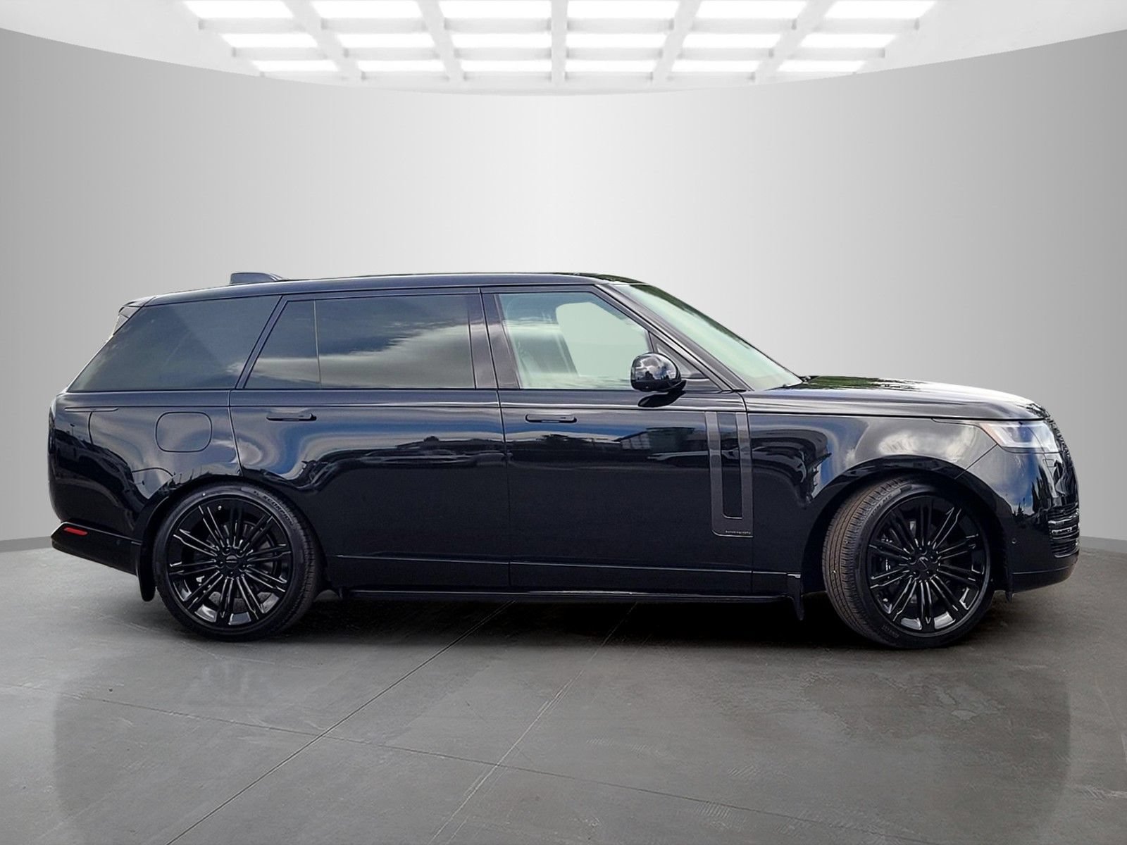 New 2026 Land Rover Range Rover Long Wheelbase Autobiography AWD/4WD image 7