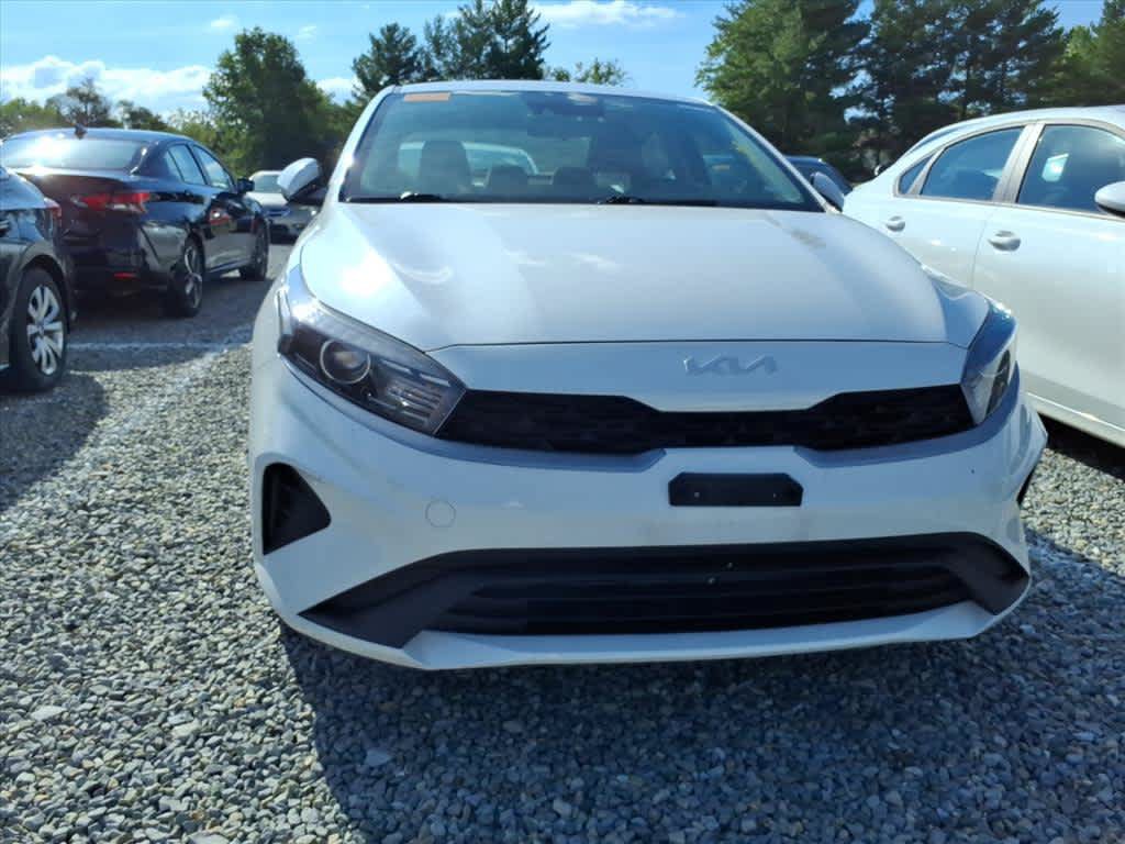 Used 2023 Kia Forte LXS FWD image 7