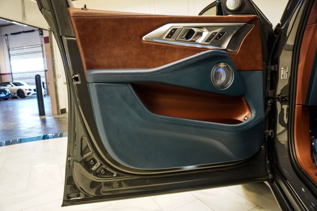 Used 2024 BMW XM image 26