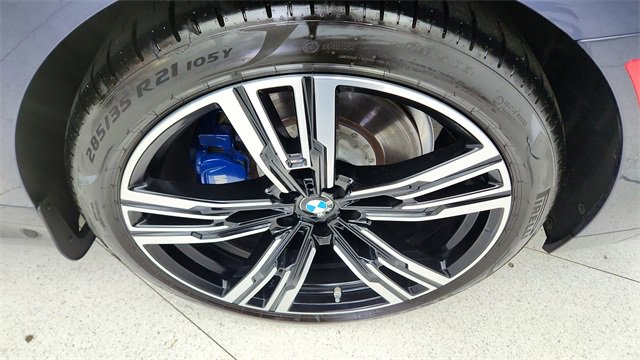 Used 2023 BMW i7 xDrive60 image 60