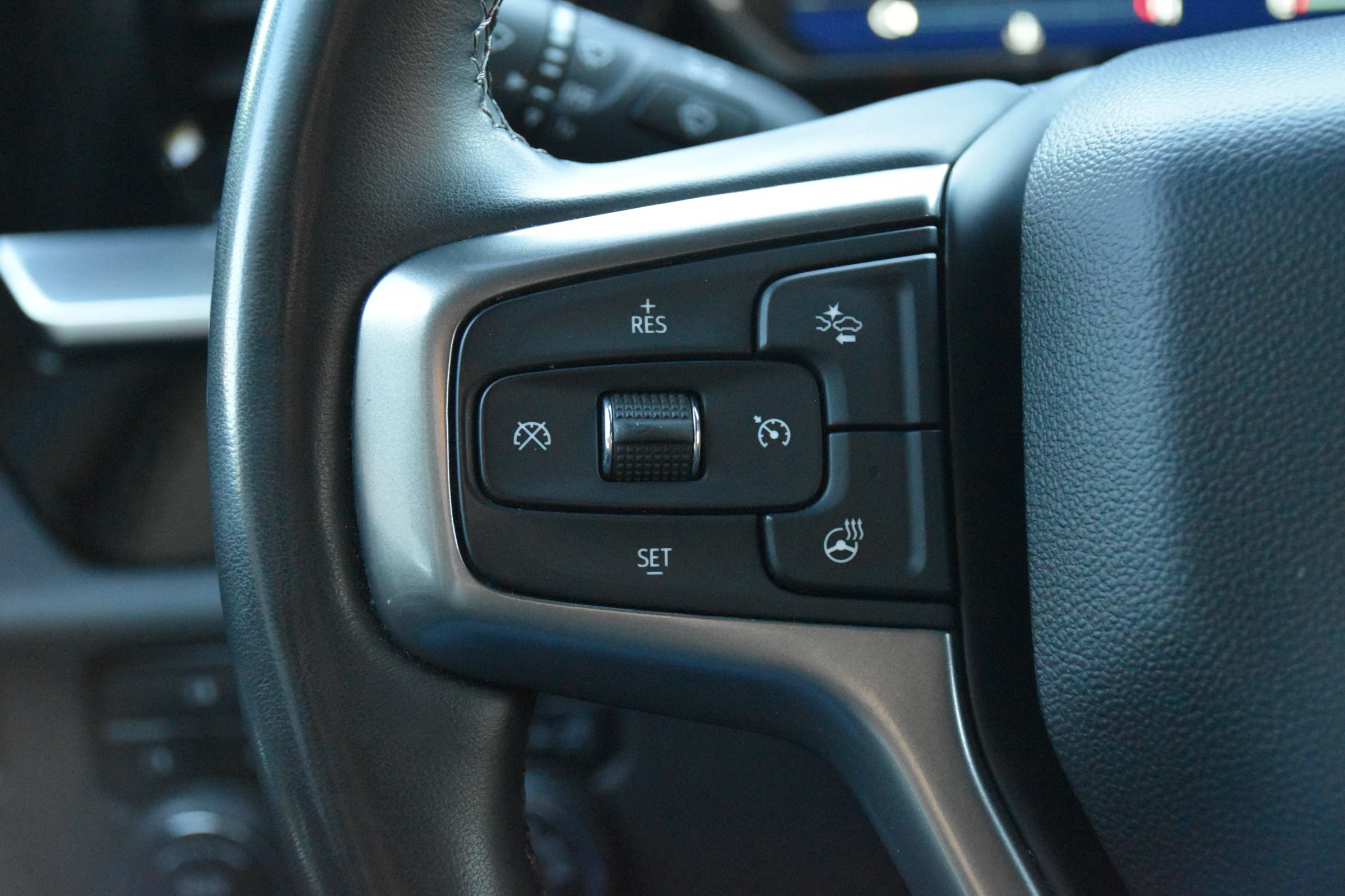 Used 2024 Chevrolet Silverado 2500 LT w/ All Star Edition AWD/4WD image 33