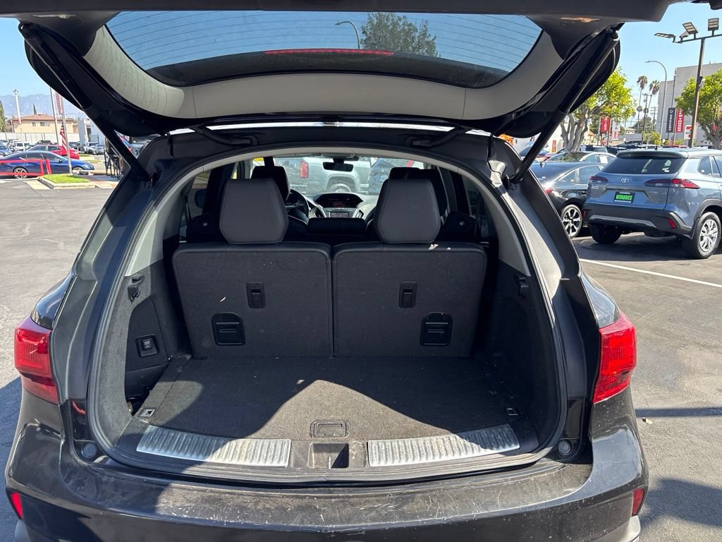 Used 2017 Acura MDX w/ Technology Package FWD image 11