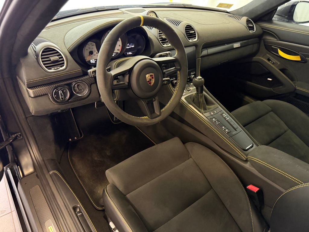 Certified 2025 Porsche 718 Boxster Spyder RS RWD image 4