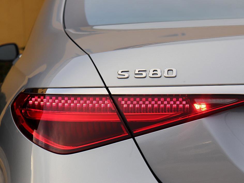 Used 2023 Mercedes-Benz S 580 4MATIC Sedan image 41