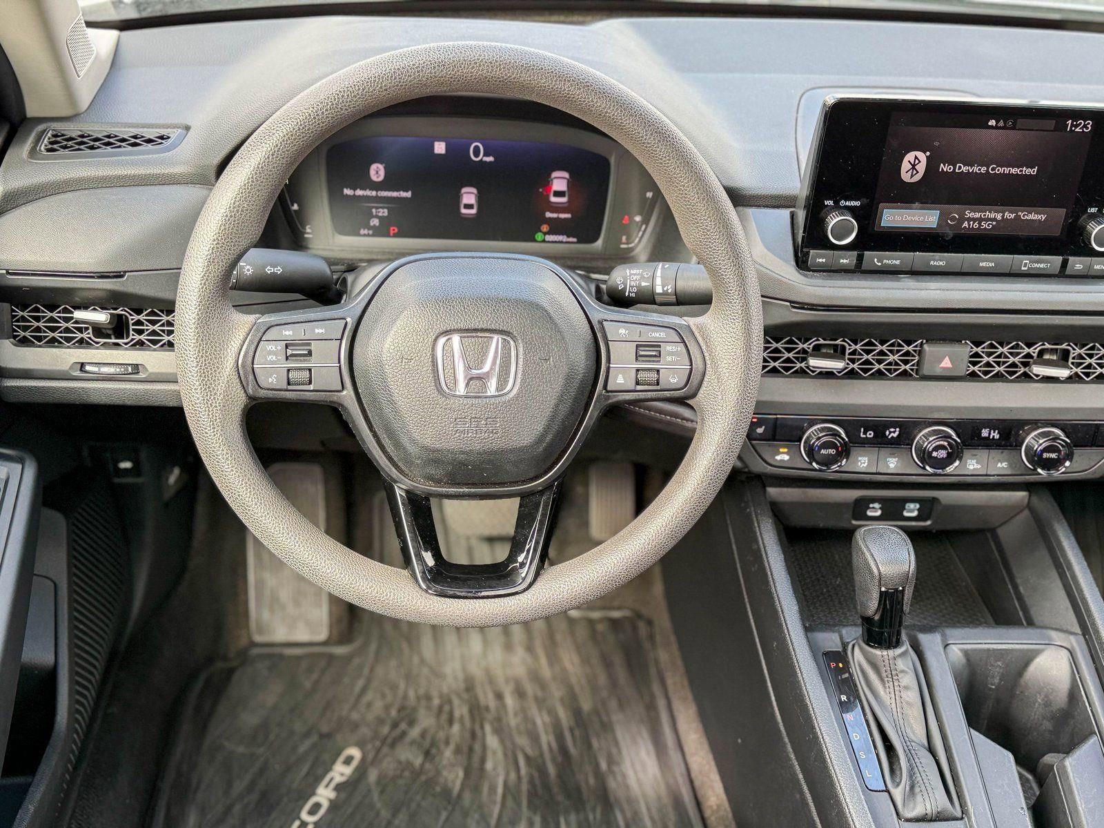 Used 2025 Honda Accord SE image 19