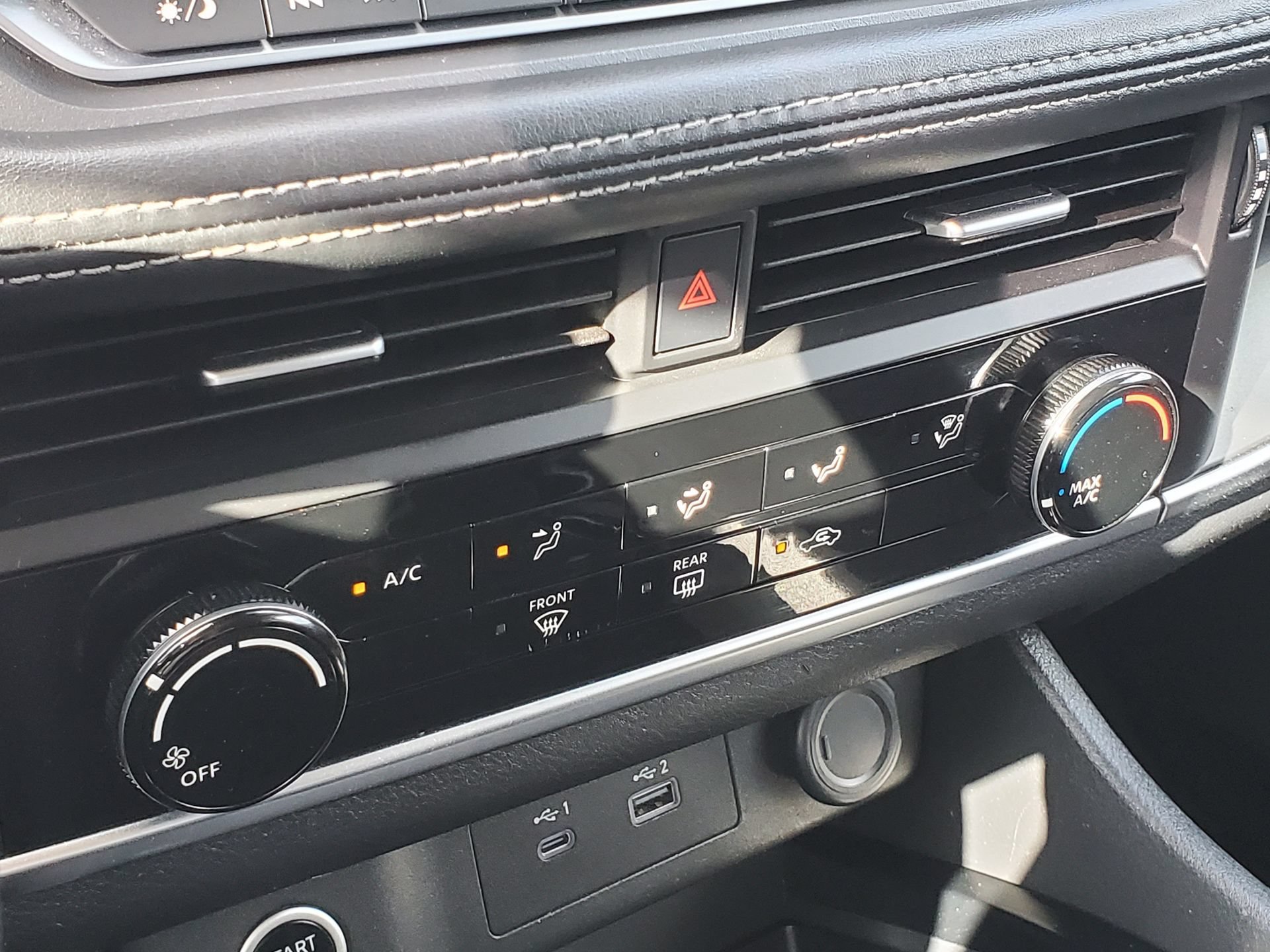 Used 2023 Nissan Rogue S AWD/4WD image 27