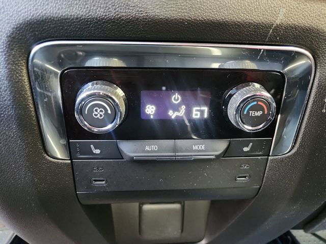 Used 2025 Chevrolet Tahoe High Country image 22