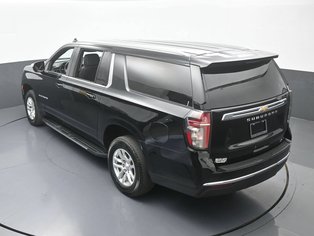 Used 2024 Chevrolet Suburban LT RWD image 52