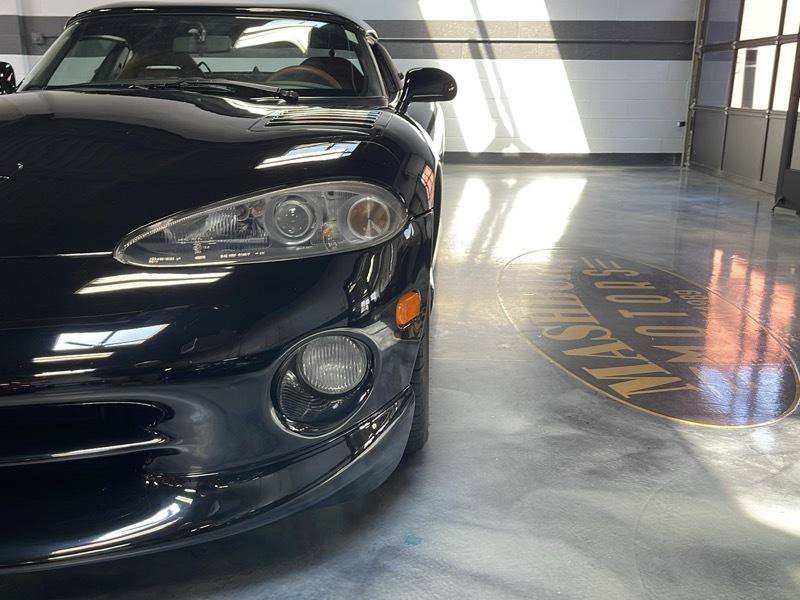 Used 1999 Dodge Viper RT/10 RWD image 4