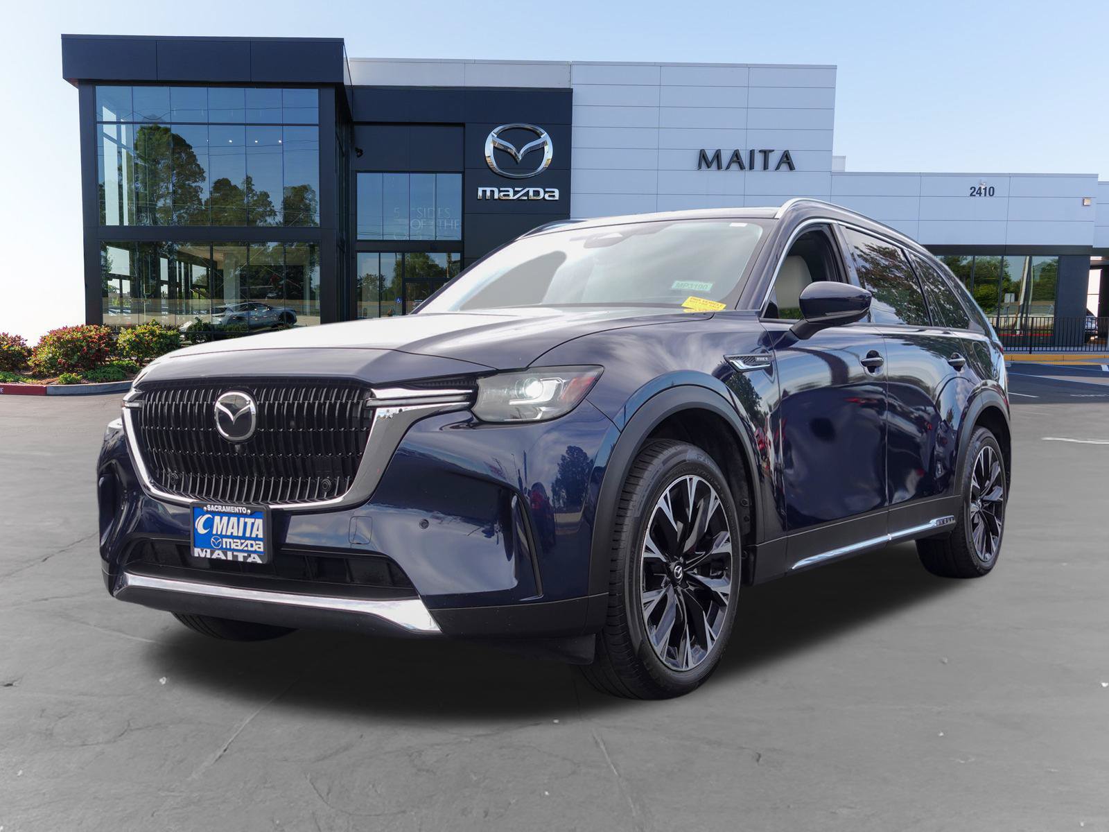 Used 2024 MAZDA CX-90 Plug-In Hybrid w/ Premium Plus AWD/4WD image 9