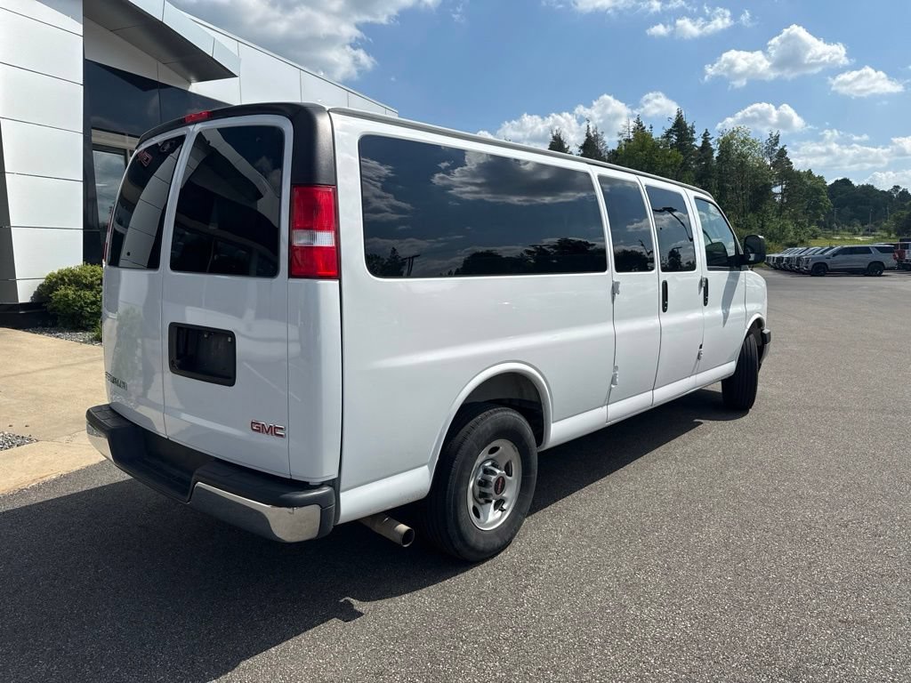 Used 2025 GMC Savana 3500 LT w/ LT Preferred Equipment Group RWD image 5