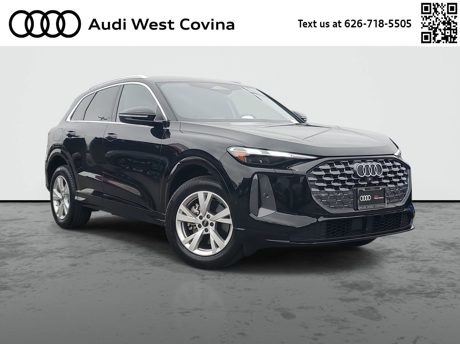 Used 2025 Audi Q5 Premium w/ Convenience Package image 1