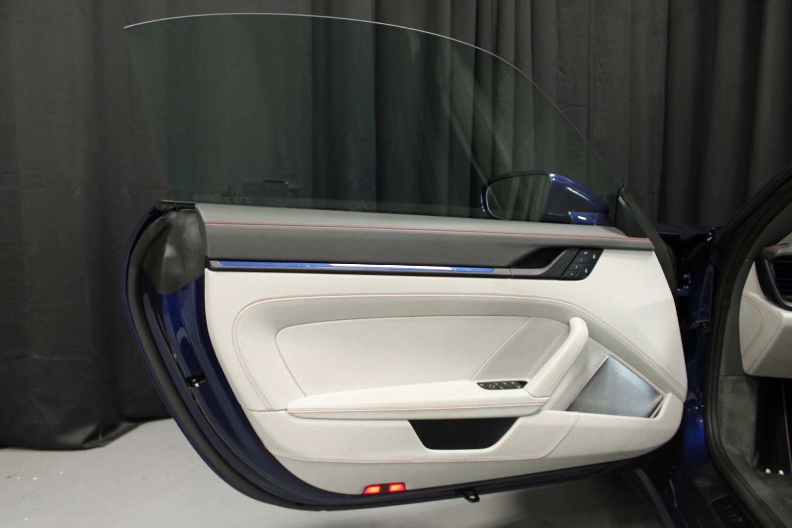 Used 2024 Porsche 911 Carrera 4 GTS image 24