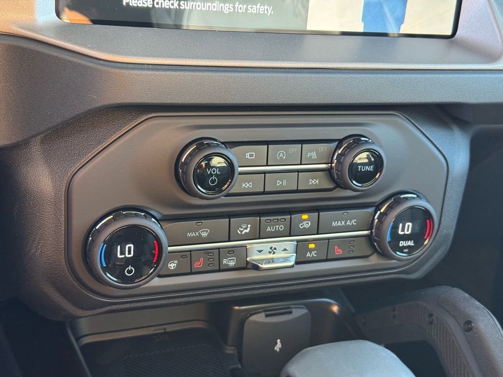 New 2026 Ford Bronco Outer Banks w/ Sasquatch Package image 17