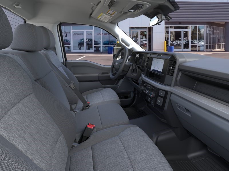 New 2025 Ford F550 4x4 Regular Cab Super Duty image 14