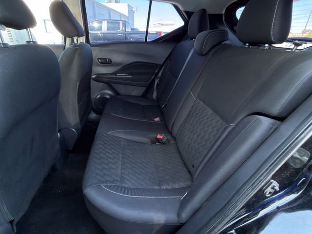 Used 2021 Nissan Kicks S image 26