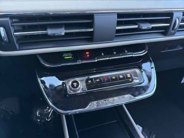 New 2026 Lincoln Corsair Premiere image 13