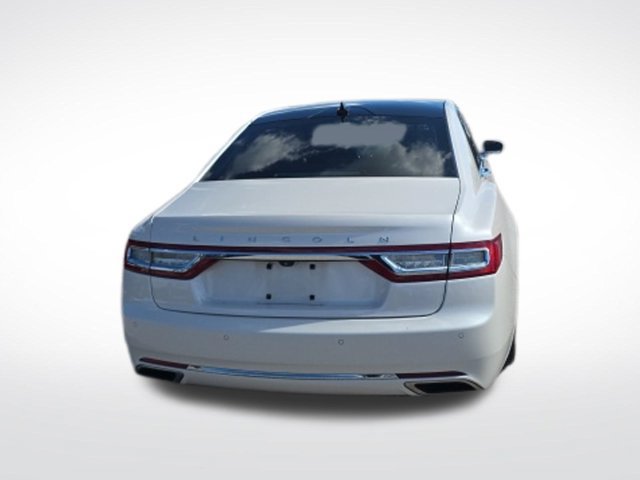 Used 2019 Lincoln Continental Select FWD image 4