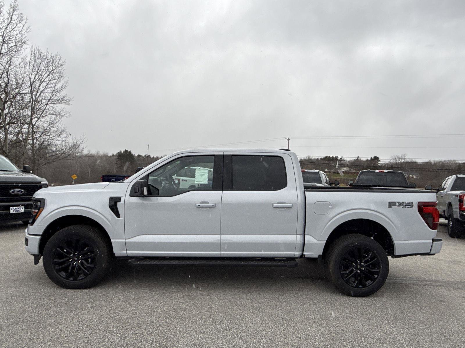 New 2025 Ford F150 XLT w/ Equipment Group 302A MID image 9