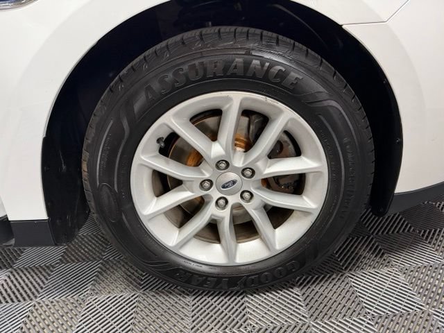 Used 2013 Ford Taurus SE FWD image 42