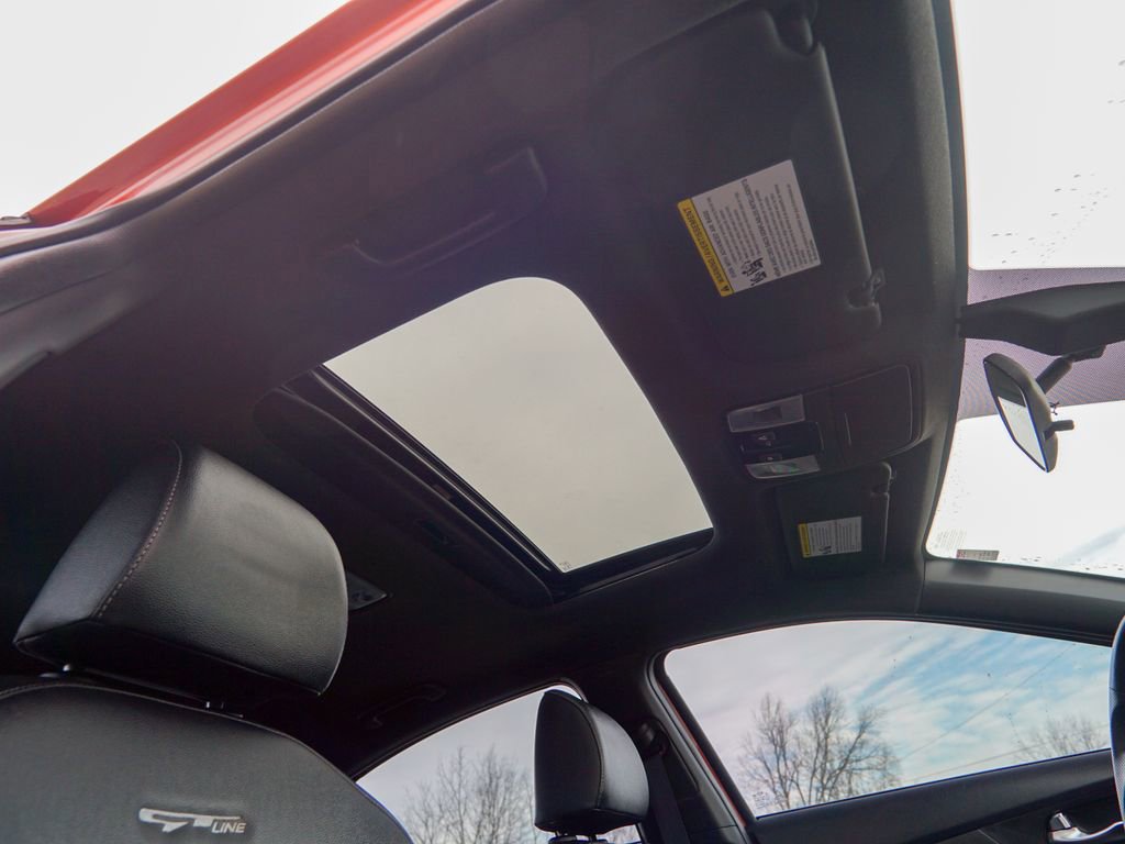 Used 2021 Kia Forte GT-Line w/ GT-Line Premium Package image 27