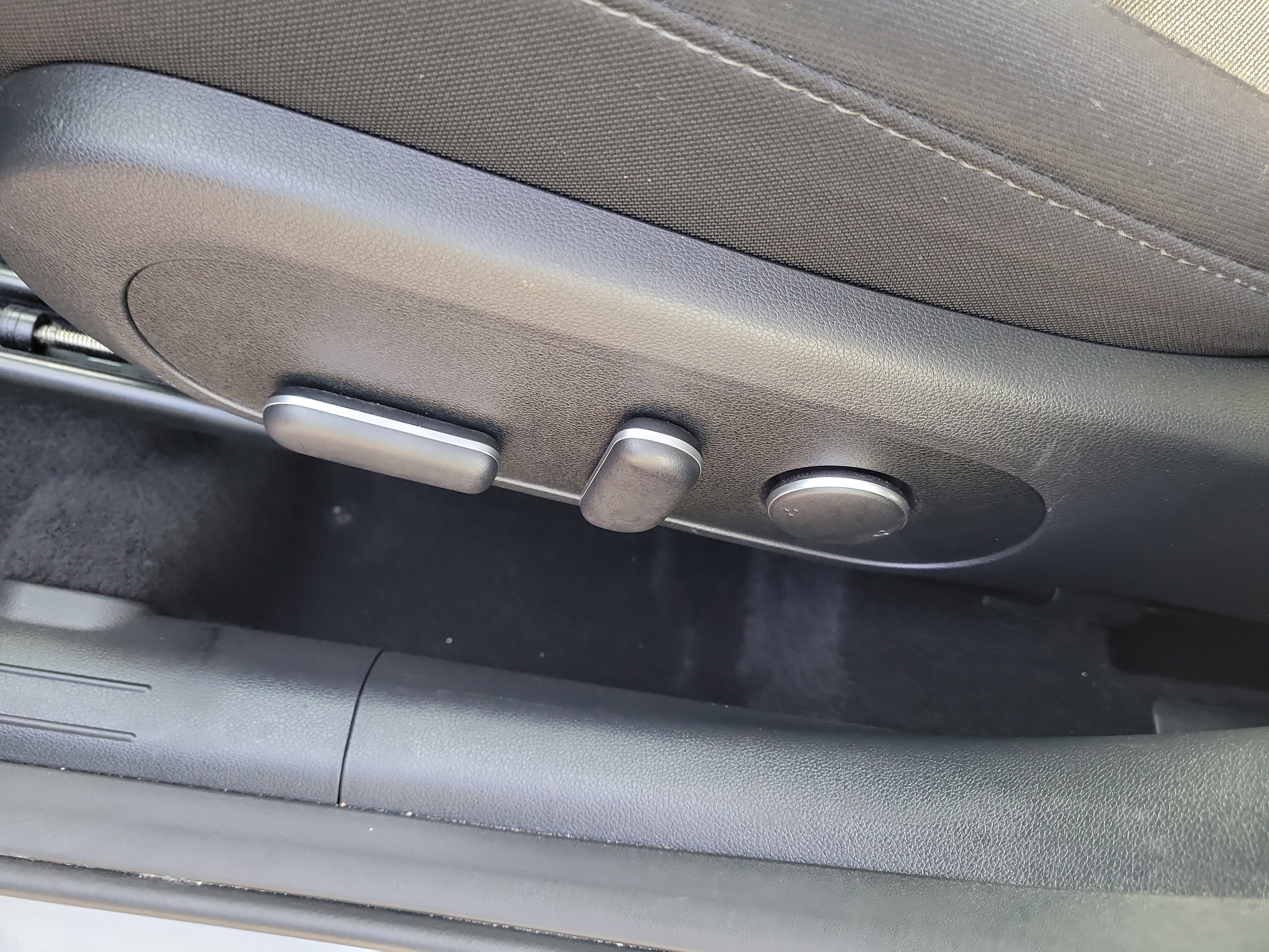 Used 2025 Hyundai Kona SEL image 21