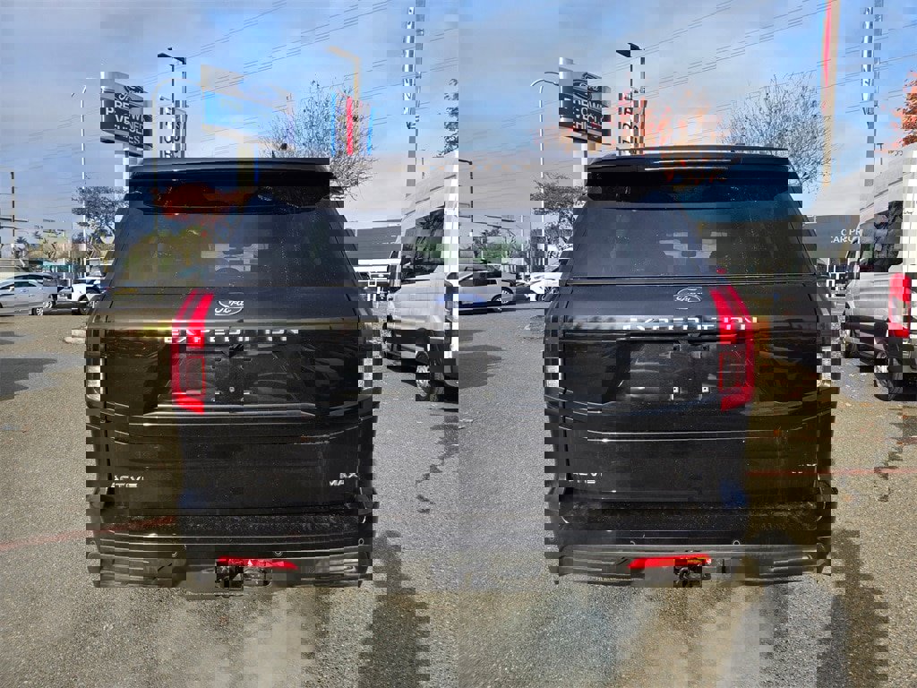 Used 2025 Ford Expedition Max Active image 6