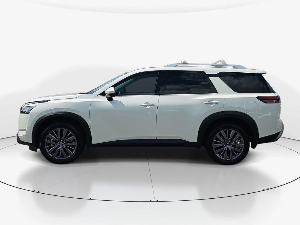 Used 2023 Nissan Pathfinder SL w/ SL Premium Package FWD image 10