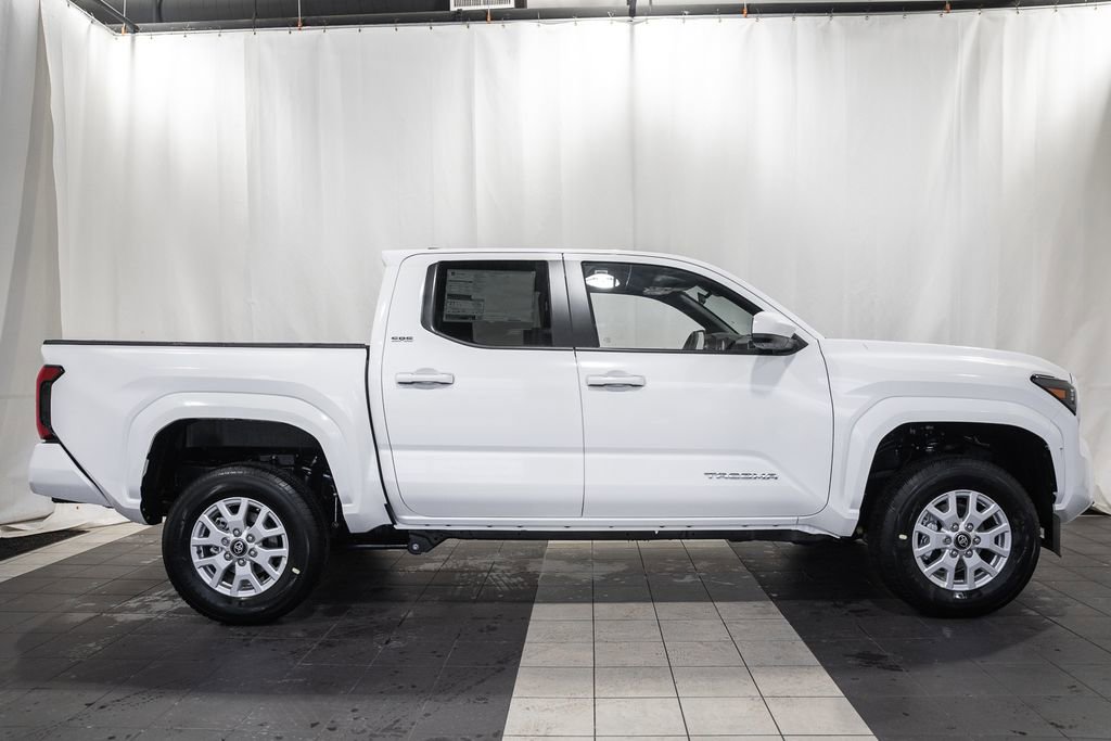 New 2026 Toyota Tacoma SR5 image 3