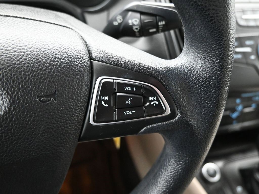 Used 2015 Ford Focus SE image 17