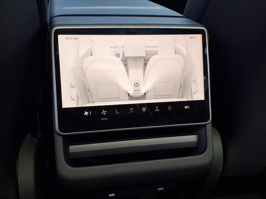 Used 2024 Tesla Model 3 Standard Range image 16
