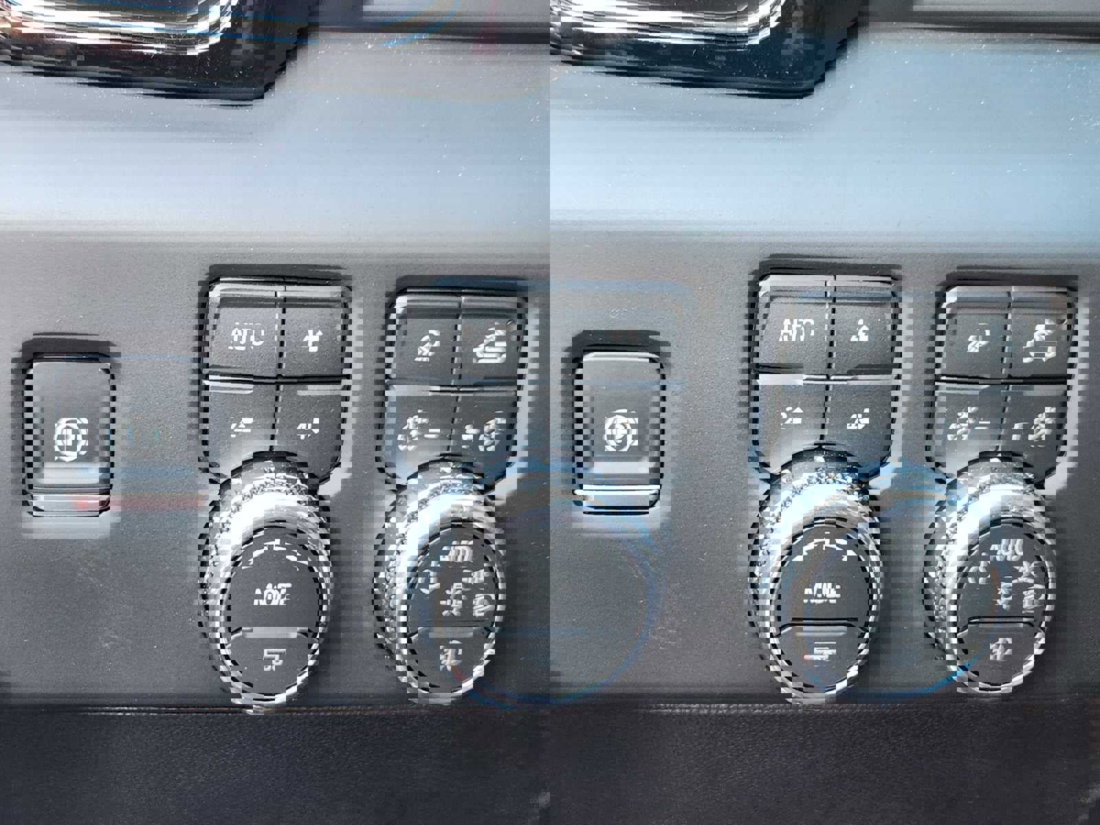 New 2026 GMC Sierra 2500 AT4X image 16