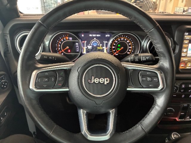 Used 2021 Jeep Wrangler Unlimited Sahara AWD/4WD image 18