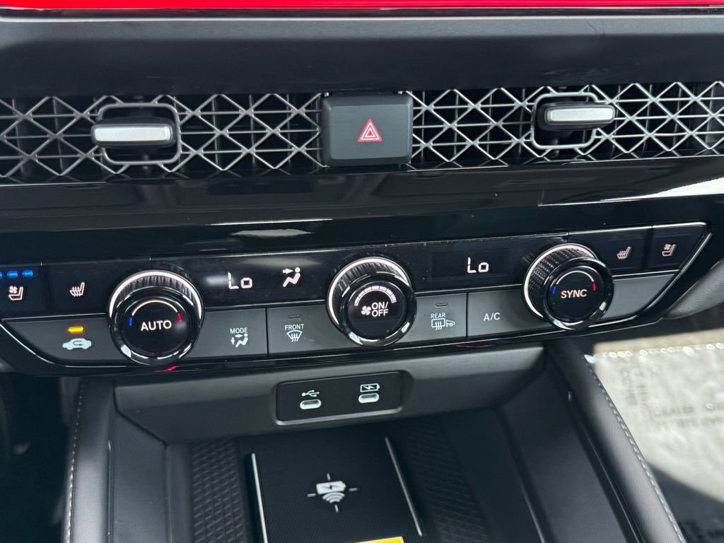 Used 2024 Honda Accord Touring image 17