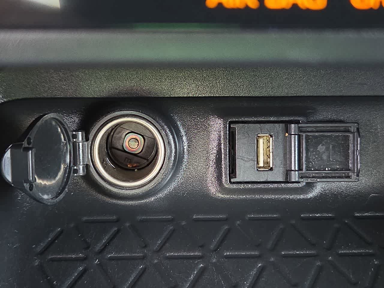 Certified 2021 Toyota RAV4 LE FWD image 25