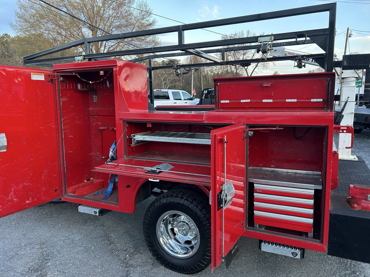 Used 2020 RAM 3500 Tradesman w/ Chrome Appearance Group image 15