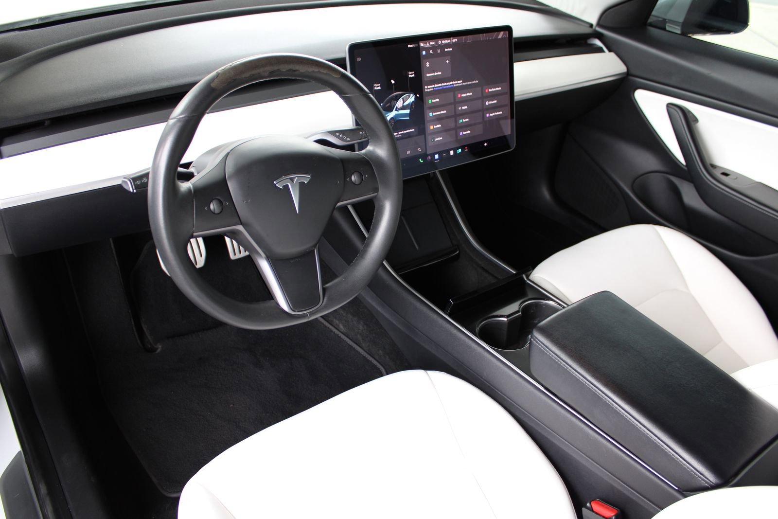Used 2020 Tesla Model 3 Performance image 13