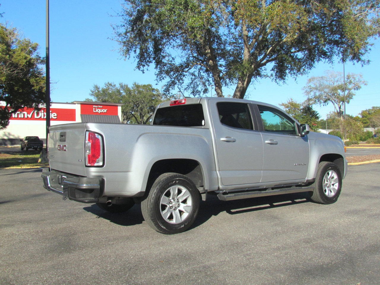 Used 2015 GMC Canyon SLE w/ SLE Convenience Package image 8