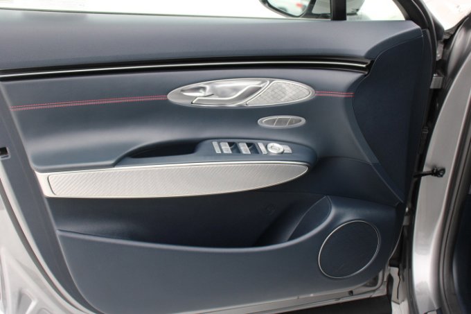 Used 2022 Genesis GV70 3.5T Sport image 10