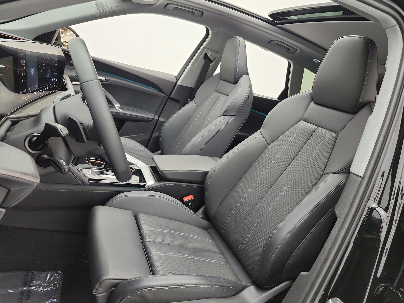 Used 2025 Audi Q5 Premium Plus w/ Premium Plus AWD/4WD image 10