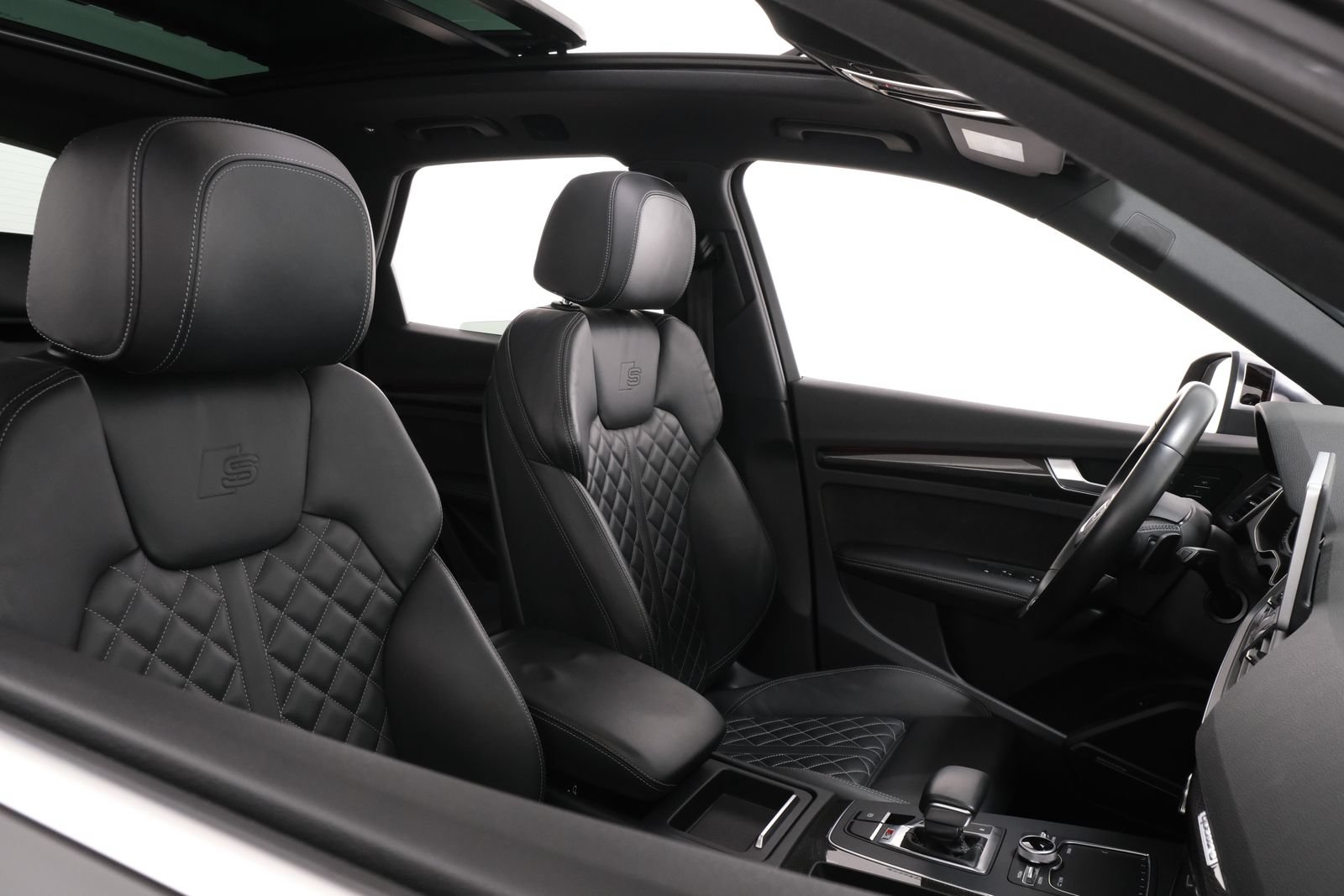 Used 2018 Audi SQ5 Prestige w/ Prestige Package AWD/4WD image 42