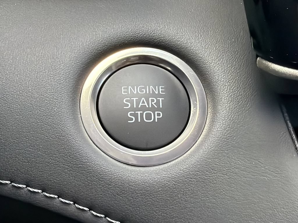 New 2026 Toyota Highlander AWD image 37