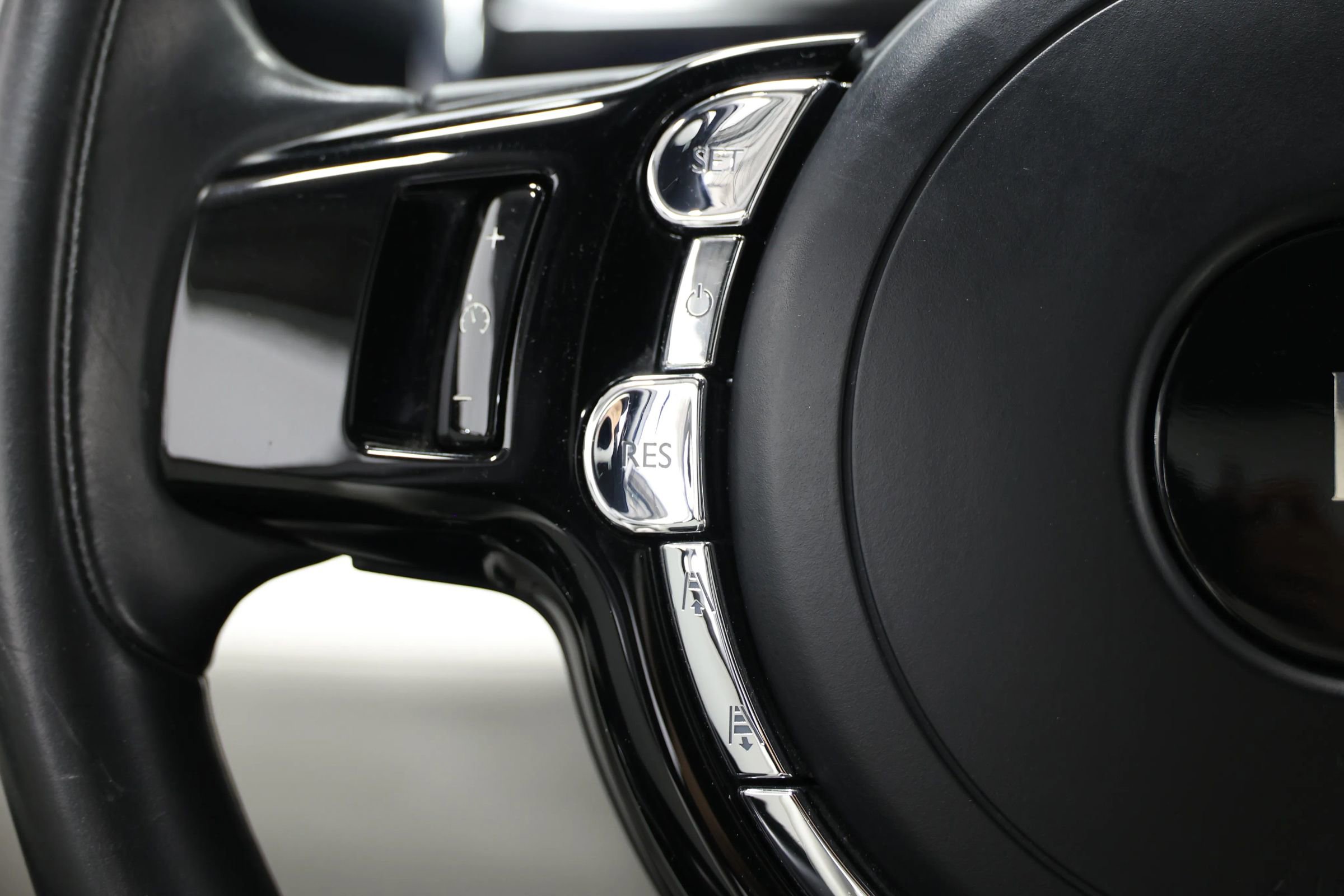 Used 2017 Rolls-Royce Ghost Series II Sedan 4D image 28